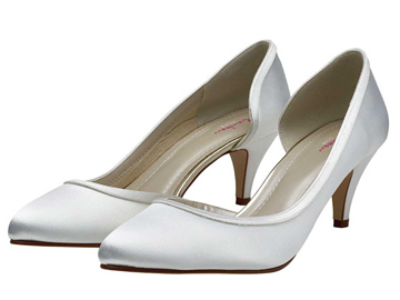 Shoe: abbie-white Designer: Rainbow Club