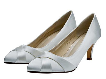 Shoe: lexi-white Designer: Rainbow Club