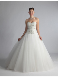 Dress: VE8184 Designer: Venus Bridal