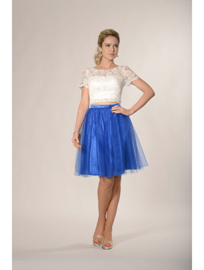 Dress: BM2202 Designer: Venus Bridal